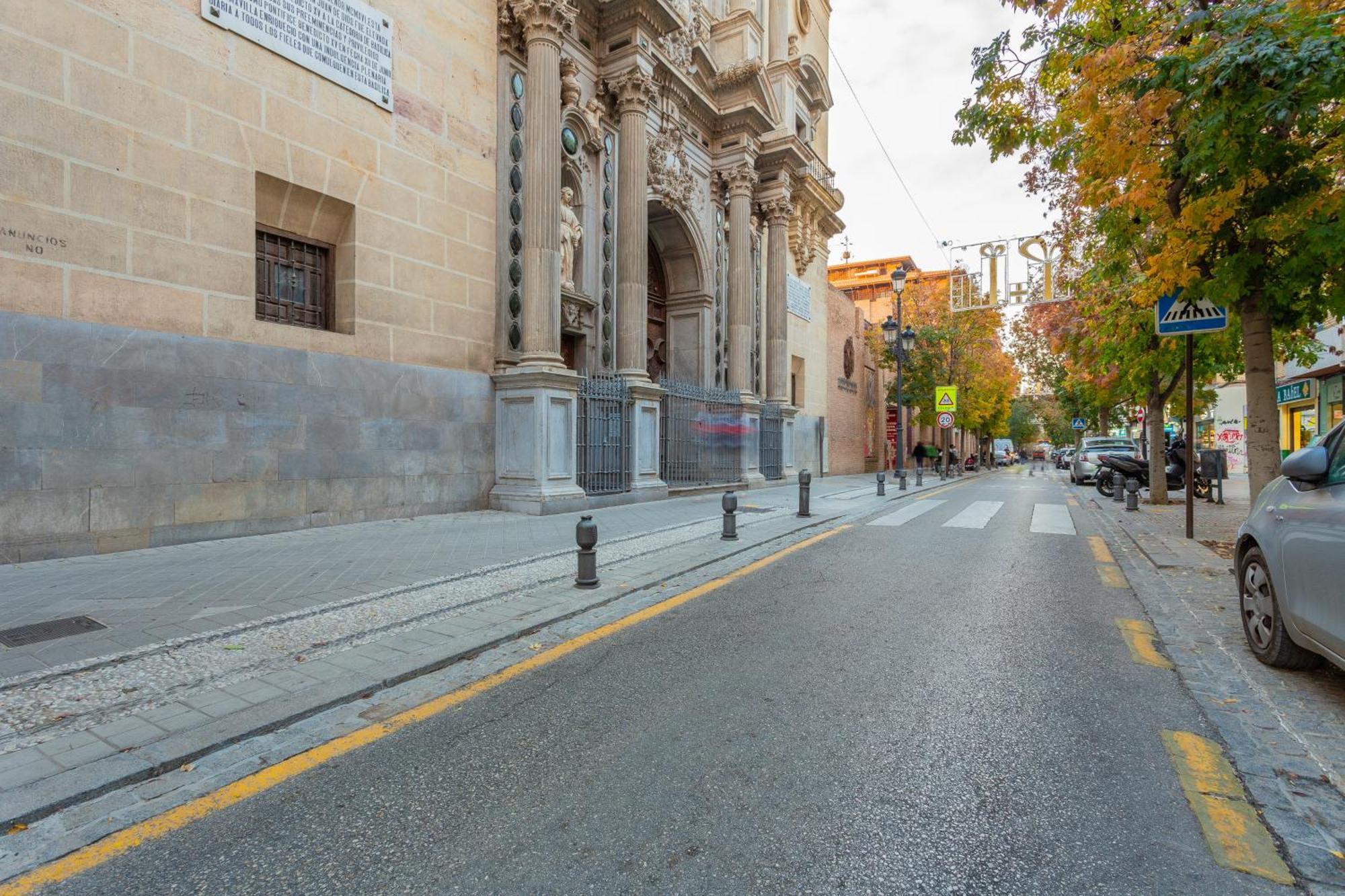 Centro De Granada, Cerca De La Catedral *